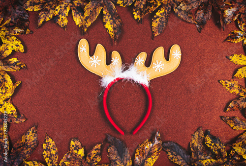 фотографія Leaves frame and reindeer headband