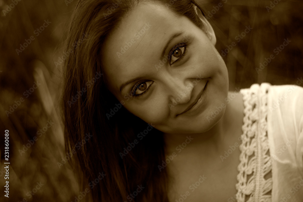 retrato mujer sepia retrato mujer sepia