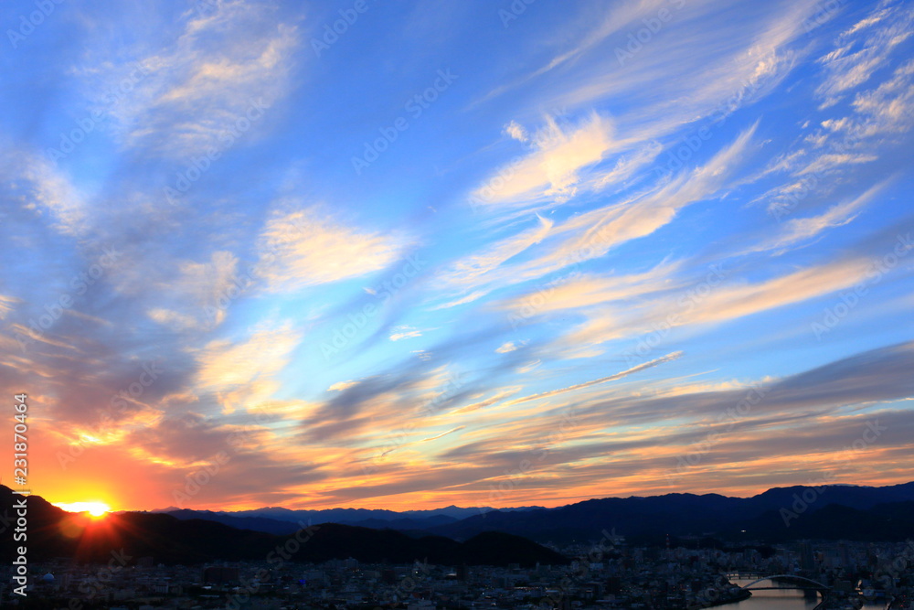 夕暮れ時の空 (高知市 秋) 夕暮れ時の空 (高知市 秋)