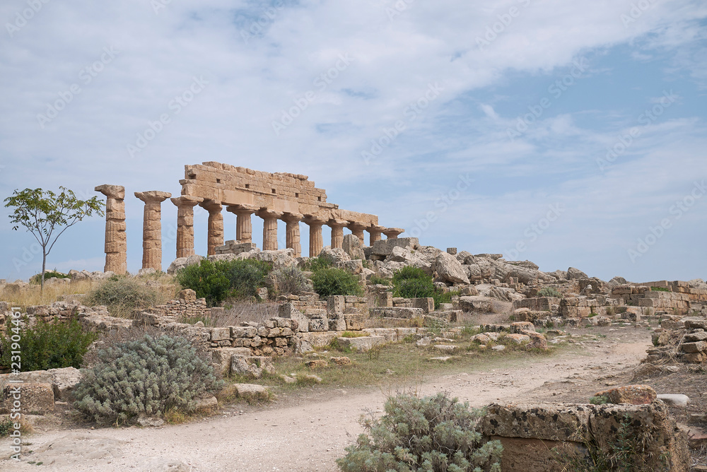 Fototapeta premium Selinunte, Italy - September 02, 2018: View of the temple of Apollo (Temple C)