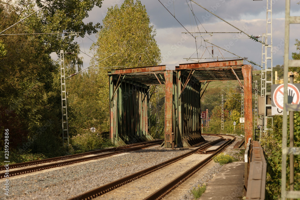 Eisenbahnlinie mit Brücken in Dortmund