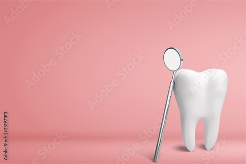 Tooth and dentist mirror