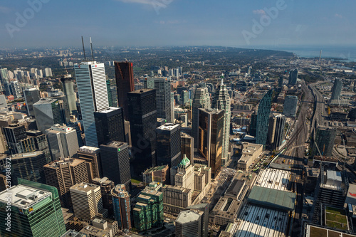 Wall Mural Toronto, CANADA - October 10, 2018: view from the air at Canadian metropolis Tor