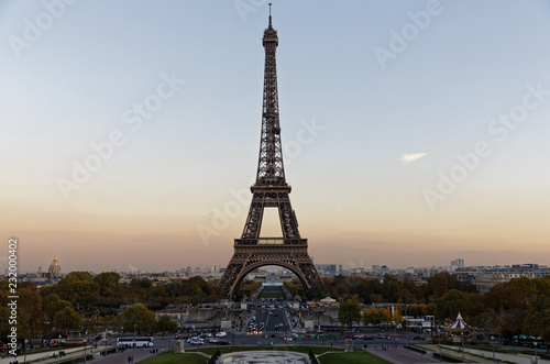 PARIS - FRANCE, NOVEMBER 7, 2017: Eiffel Tower from Trocadero Square at dusk. The Eiffel tower is the most visited monument of France © JEROME LABOUYRIE