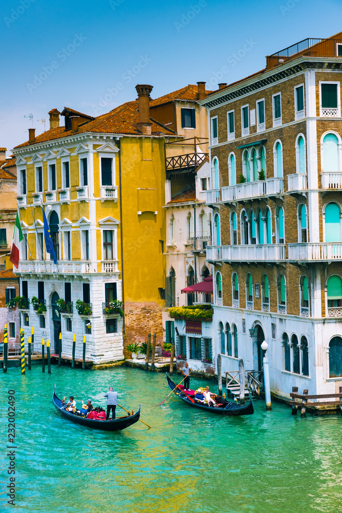 Fototapeta premium Venecia, Venezia una bela ciudad turística y cultural.