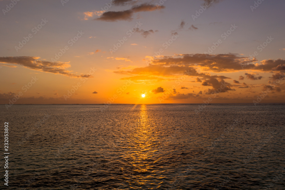 インド洋の美しい夕景