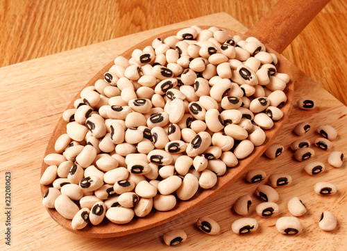 BLACK EYED BEANS photo