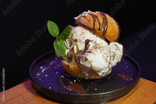 Ice cream sandwich 