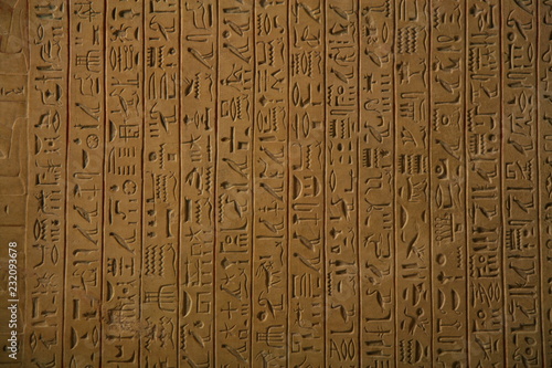 エジプトの象形文字の石板 photo