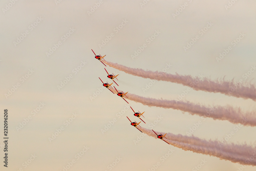 planes doing stunts