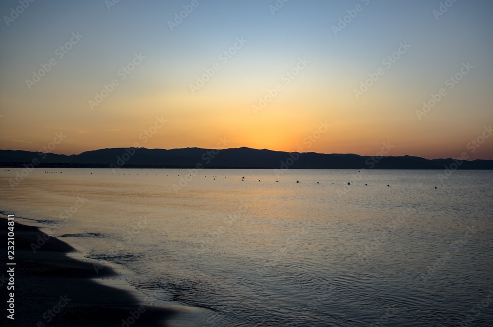 Obraz premium Alba al mare