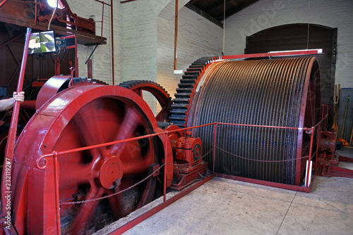 Seiltrommel im Maschinenhaus des Rollbergs in Katy photo