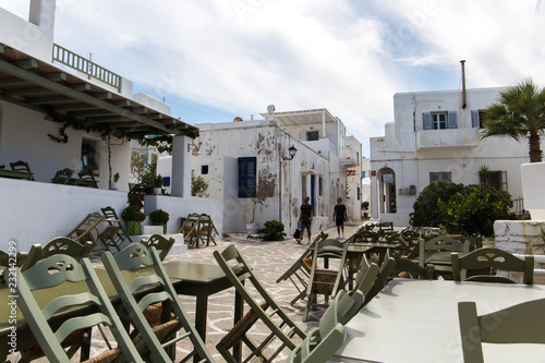 Paros