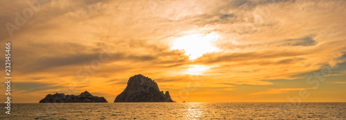 Obraz na płótnie The sunset on the island of Es vedra, Ibiza w salonie