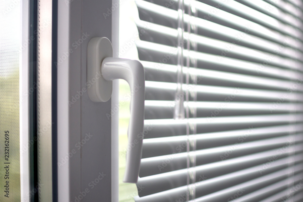 plastic window with blinds plastic window with blinds