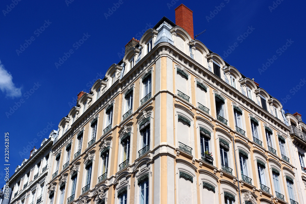 Immeubles classiques lyonnais, France