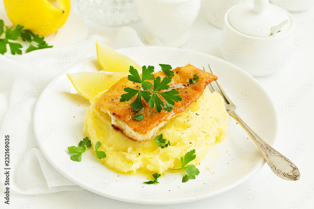 fried fish and mashed potatoes fried fish and mashed potatoes