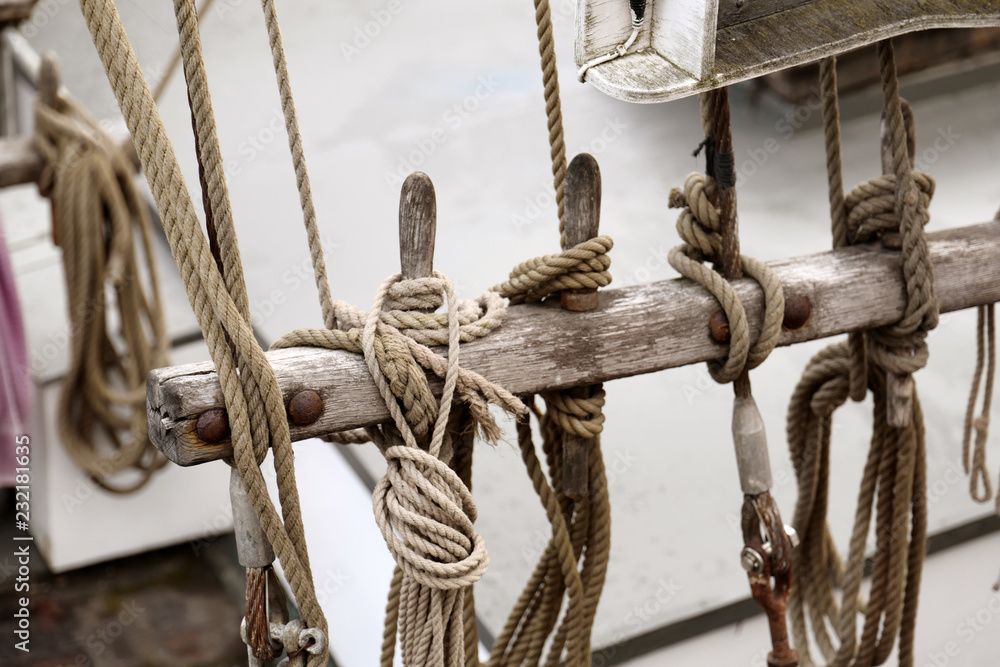 Fototapeta premium Rigging and knots on a vintage ship