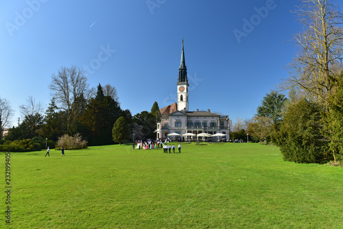 Canvastavla People resting in the Villette-park in front of the Saint Jacob Church