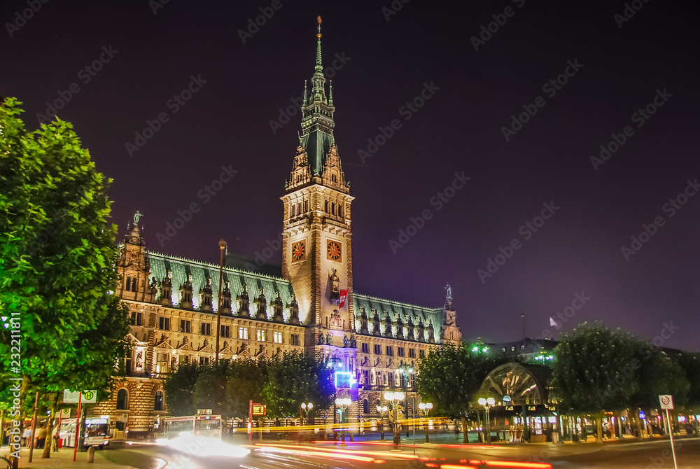 Fototapeta premium Hamburg Rathaus, night