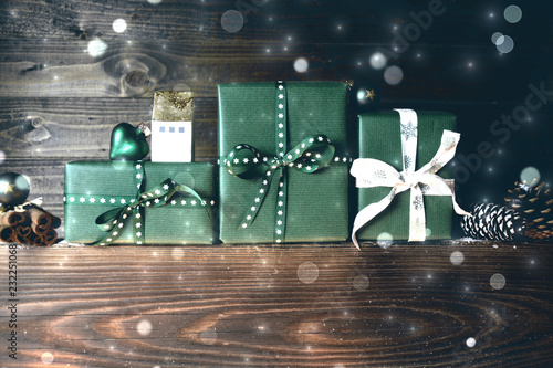 Weihnachtsgeschenke - klein...
