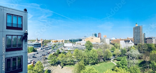 Panorama Potsdamer Platz - Fassadenkletterer