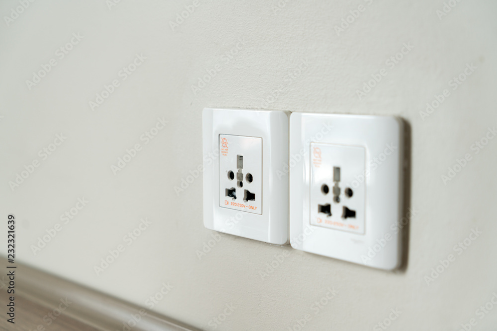 Universal electricity sockets & plug Universal electricity sockets & plug