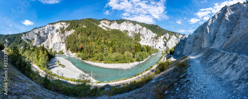 Rheinschlucht (Ruinaulta), Kanton Graubünden, Schweiz photo