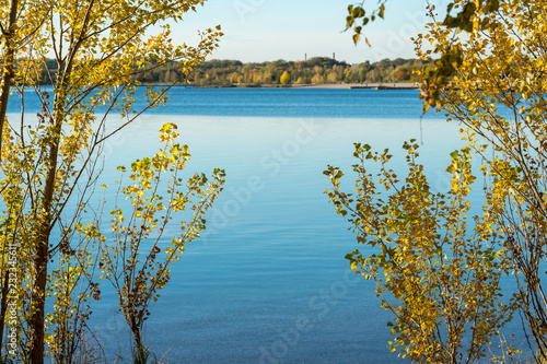 Der Cospudener See bei Leipzig im Herbst photo