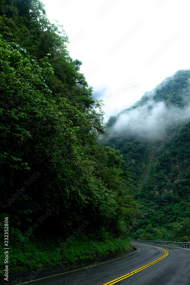 Moody Nature of Taroko Gorge in Taiwan Moody Nature of Taroko Gorge in Taiwan