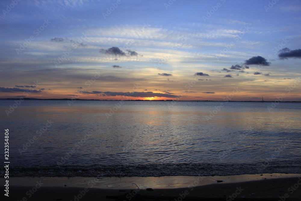 Obraz premium sunset in guaíba