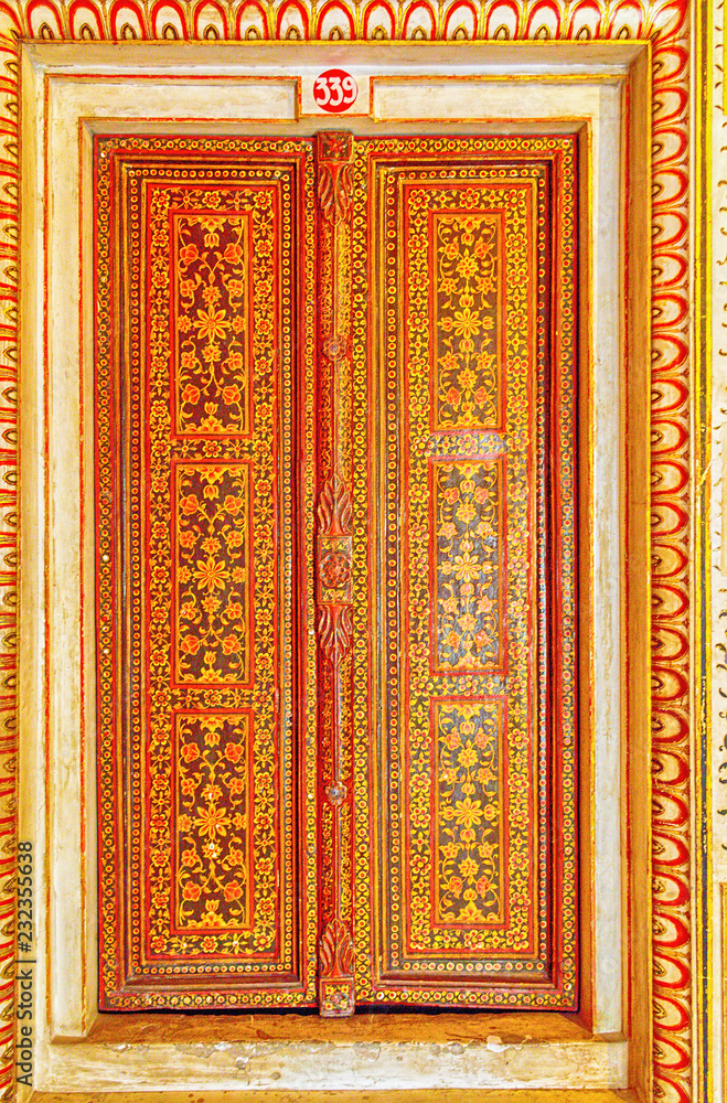 Exquisite door in Bikaner fort, Rajasthan, India Exquisite door in Bikaner fort, Rajasthan, India