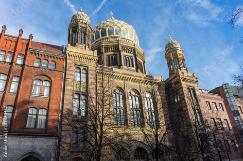 Berlin -  Synagoge / Oranienburger Straße blauer Himmel photo