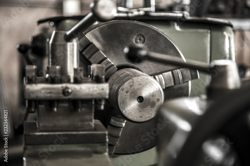 Industry lathe machine work © mailsonpignata