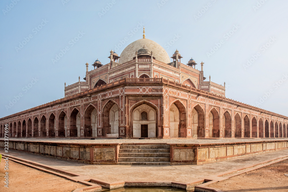Fototapeta premium India, Delhi, Humayun's Tomb, built by Hamida Banu Begun
