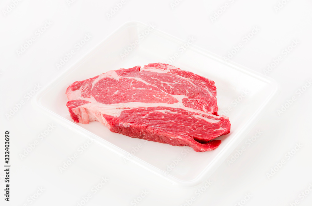 牛肩ロース ステーキ（生肉）