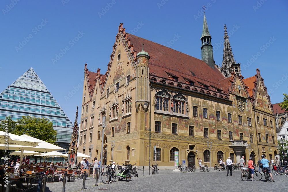 Fototapeta premium Rathaus Ulm mit Fresken