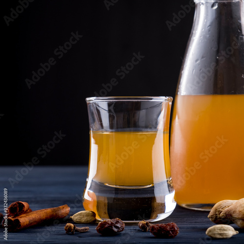 Fototapeta Mead alcohol drink with spices