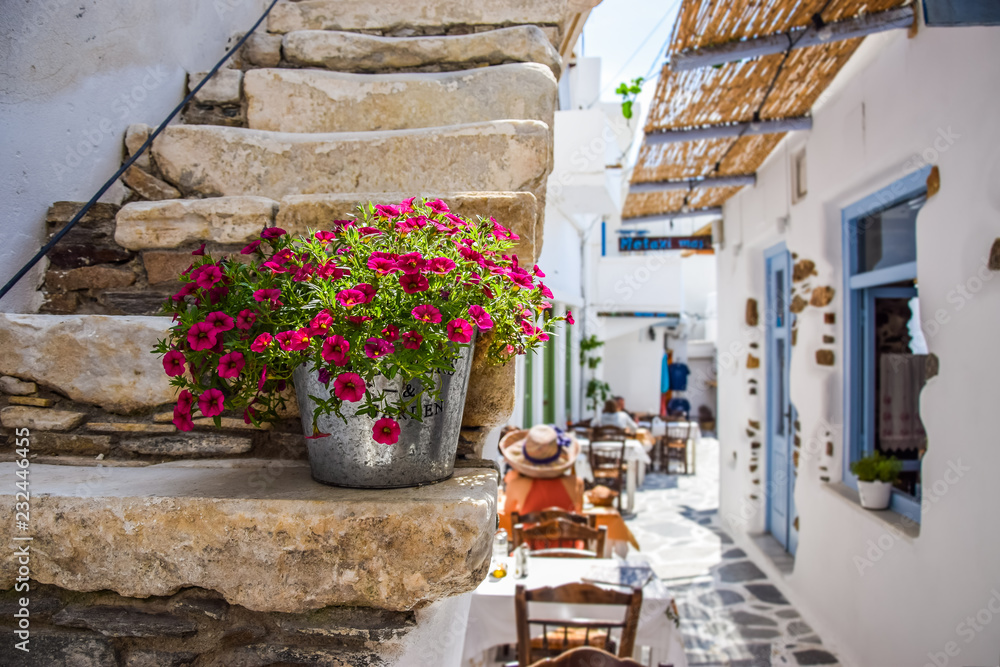 Traditional street on Naxos, Greece - obrazy, fototapety, plakaty 