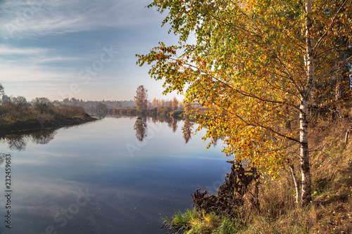 Fototapeta Naklejka Na Ścianę i Meble -  River autumn landscape