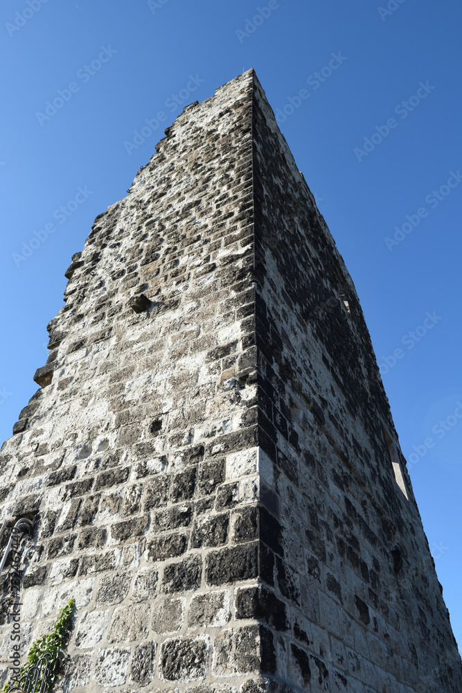 ruinen von burg drachenfels in bonn königswinter