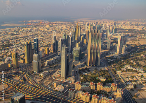 Skyline von Dubai als Luftaufnahme
