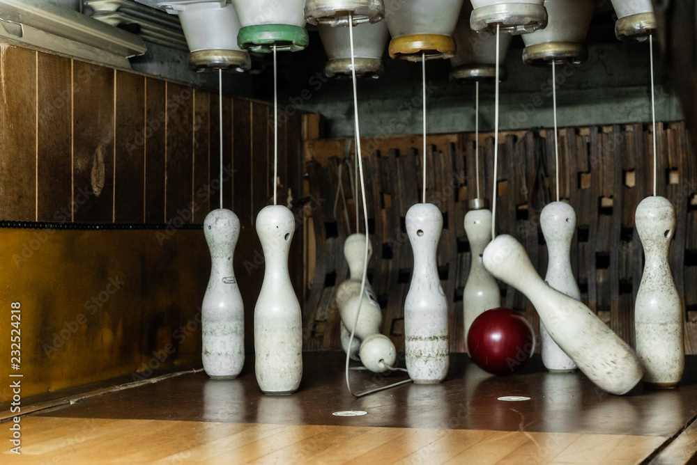 custom made wallpaper toronto digitalKugel trifft Kegel