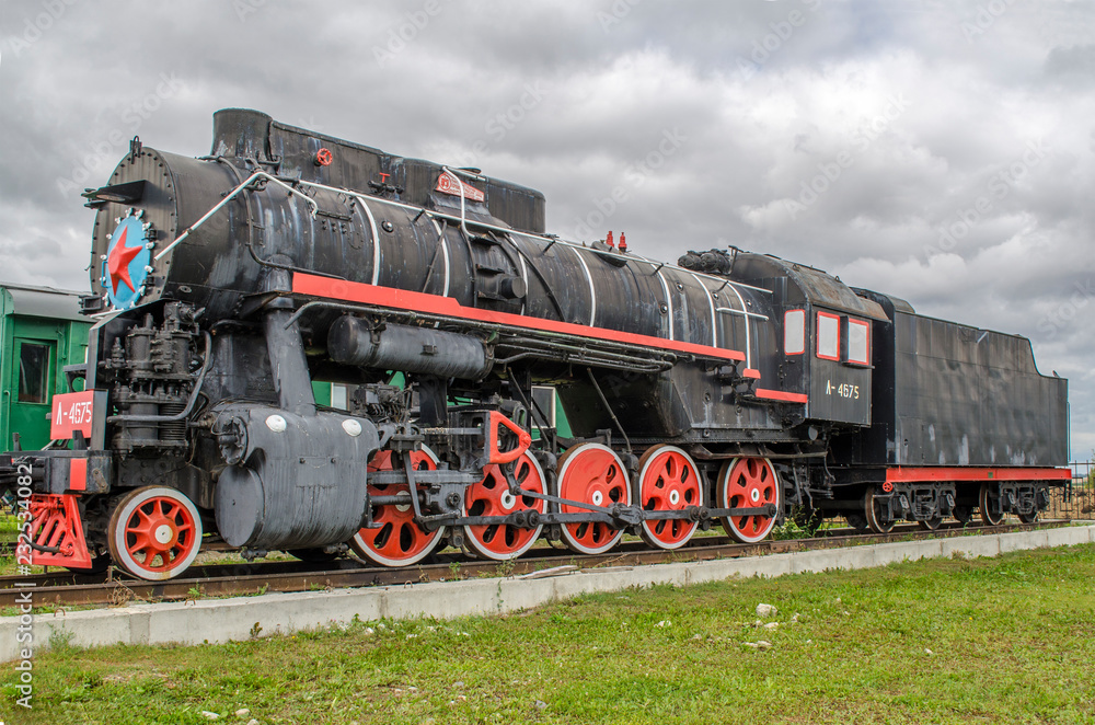 The locomotive - a locomotive that runs with steam