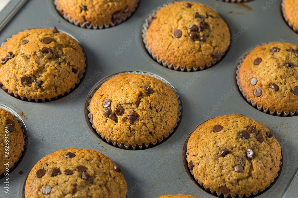 Sweet Homemade Chocolate Pumpkin Muffins Sweet Homemade Chocolate Pumpkin Muffins