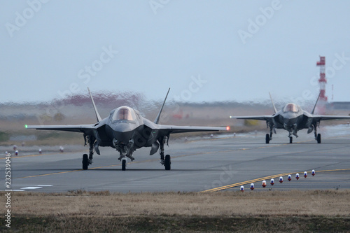 アメリカ海兵隊 F-35BライトニングⅡ タキシング