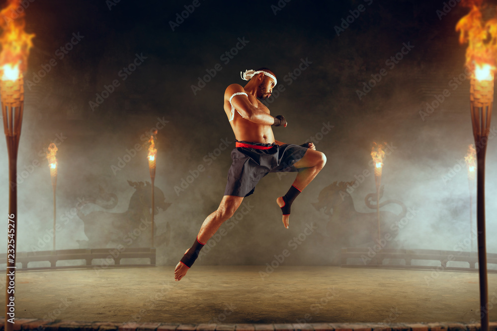 Thai Boxing - old martial arts 