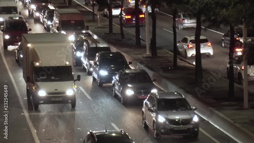 Wallpaper Mural 4K footage of dense traffic in the city at night in Barcelona Torontodigital.ca