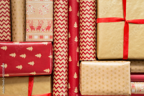 Decorative wrapping papers