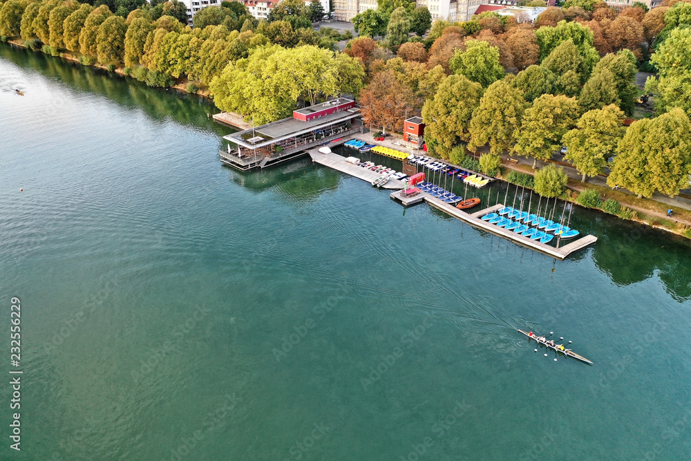 Fototapeta premium Hannover Maschsee Herbst farbenfroh Luftbild